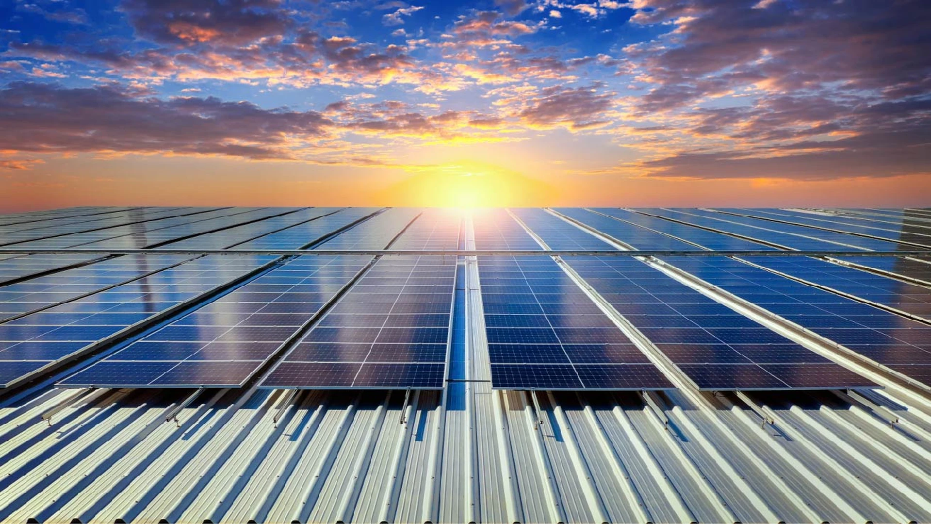 GÜNEŞİN GÜCÜYLE KESİNTİSİZ ENERJİ